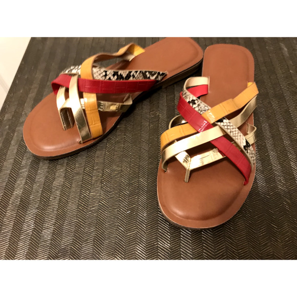 BAMBOO Strappy Flat Sandals, size 9, Colorful Metallic Slides Animal Print - Picture 5 of 7